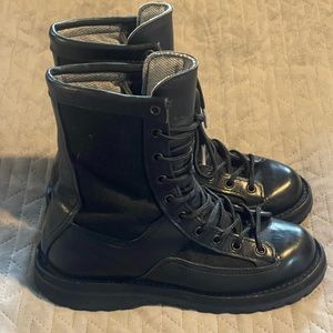 Danner boots‎ mens size 6M black pre-owned condition